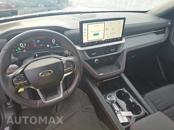 2025 Ford Explorer ST-Line - miniatura 11