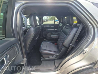 2025 Ford Explorer ST-Line - miniatura 10