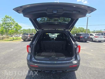 2025 Ford Explorer ST-Line - miniatura 12