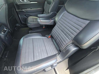 2025 Ford Explorer ST-Line - miniatura 19