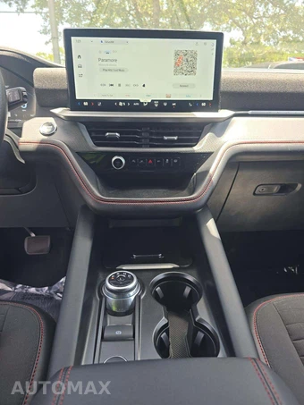 2025 Ford Explorer ST-Line - miniatura 7