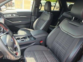 2025 Ford Explorer ST-Line - miniatura 3