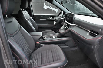 2025 Ford Explorer ST-Line - miniatura 12