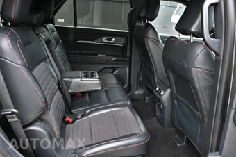 2025 Ford Explorer ST-Line - miniatura 14