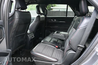 2025 Ford Explorer ST-Line - miniatura 15
