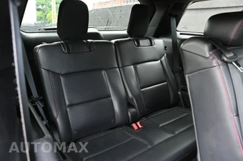 2025 Ford Explorer ST-Line - miniatura 17