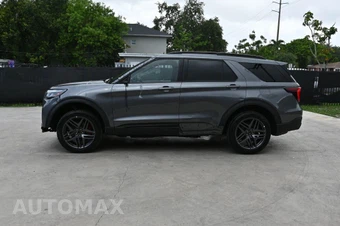 2025 Ford Explorer ST-Line - miniatura 7