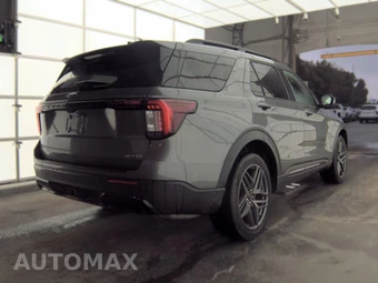 2025 Ford Explorer ST-Line - miniatura 4