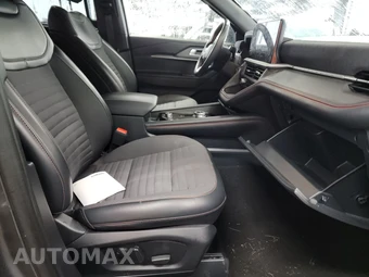 2025 Ford Explorer ST-Line - miniatura 8