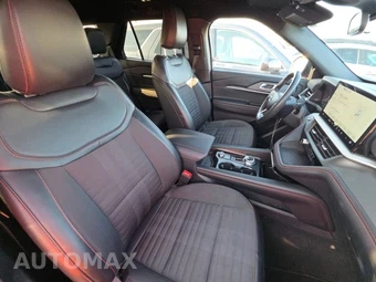 2025 Ford Explorer ST-Line - miniatura 8
