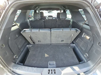 2025 Ford Explorer ST-Line - miniatura 16