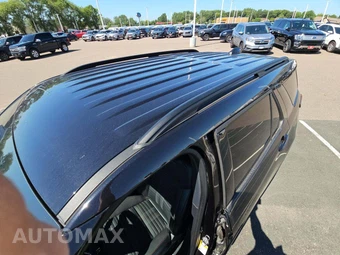 2025 Ford Explorer ST-Line - miniatura 9
