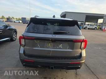 2025 Ford Explorer ST-Line - miniatura 5