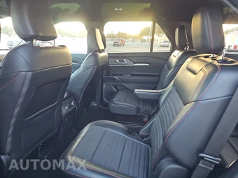 2025 Ford Explorer ST-Line - miniatura 13