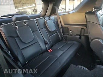 2025 Ford Explorer ST-Line - miniatura 14