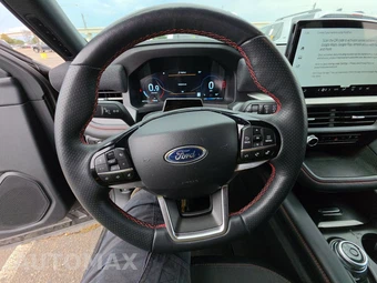 2025 Ford Explorer ST-Line - miniatura 10