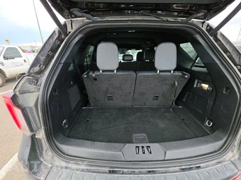 2025 Ford Explorer ST-Line - miniatura 16