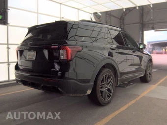 2025 Ford Explorer ST-Line - miniatura 4