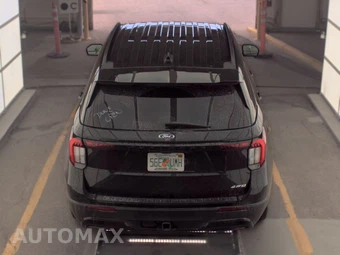 2025 Ford Explorer ST-Line - miniatura 5