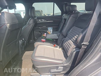 2025 Ford Explorer ST-Line - miniatura 13