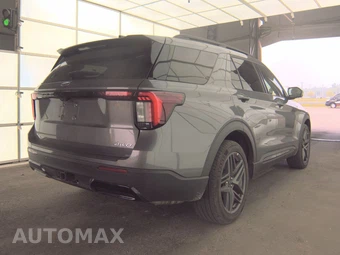 2025 Ford Explorer ST-Line - miniatura 4