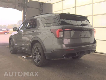 2025 Ford Explorer ST-Line - miniatura 6
