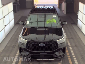 2025 Ford Explorer ST-Line - miniatura 2