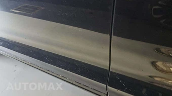 2025 Ford Explorer ST-Line - miniatura 36