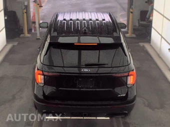 2025 Ford Explorer ST-Line - miniatura 5