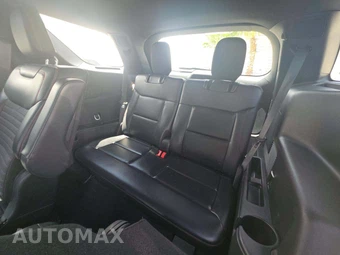 2025 Ford Explorer ST-Line - miniatura 13