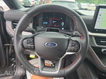 2025 Ford Explorer ST-Line - miniatura 10