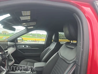 2025 Ford Explorer ST-Line - miniatura 19
