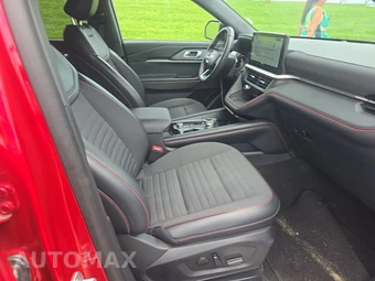 2025 Ford Explorer ST-Line - miniatura 8