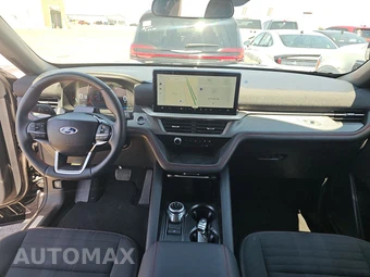 2025 Ford Explorer ST-Line - miniatura 11