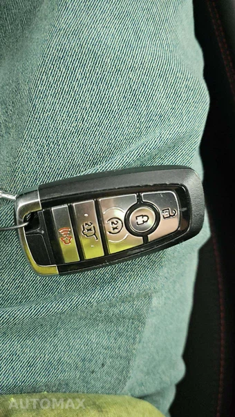 2025 Ford Explorer ST-Line - miniatura 18