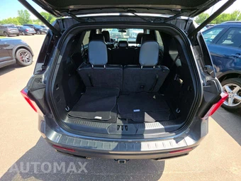 2025 Ford Explorer ST-Line - miniatura 12