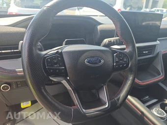 2025 Ford Explorer ST-Line - miniatura 10