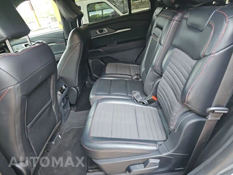 2025 Ford Explorer ST-Line - miniatura 13