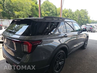 2025 Ford Explorer ST-Line - miniatura 4