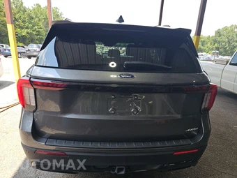 2025 Ford Explorer ST-Line - miniatura 5