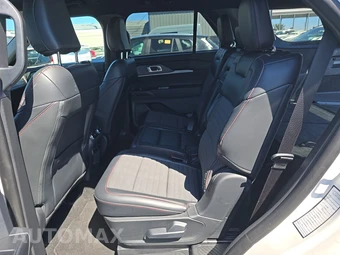 2025 Ford Explorer ST-Line - miniatura 13