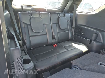 2025 Ford Explorer ST-Line - miniatura 14