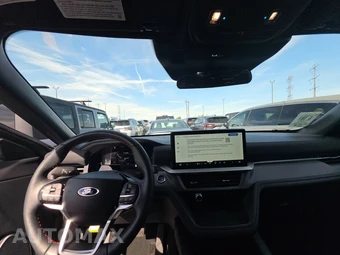 2025 Ford Explorer ST-Line - miniatura 11