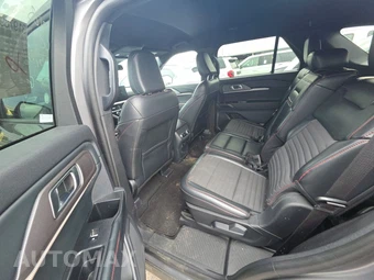 2025 Ford Explorer ST-Line - miniatura 13