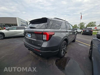 2025 Ford Explorer ST-Line - miniatura 3
