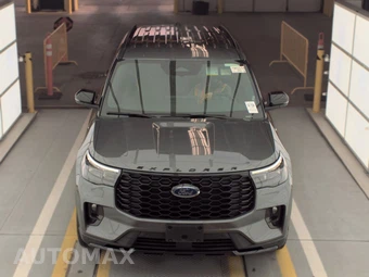 2025 Ford Explorer ST-Line - miniatura 2