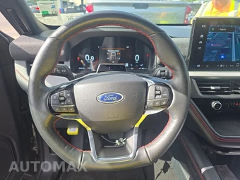 2025 Ford Explorer ST-Line - miniatura 10