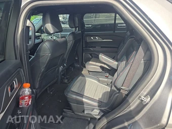 2025 Ford Explorer ST-Line - miniatura 13