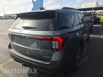 2025 Ford Explorer ST-Line - miniatura 4