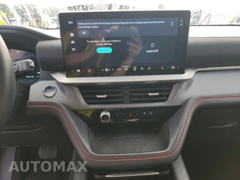 2025 Ford Explorer ST-Line - miniatura 11